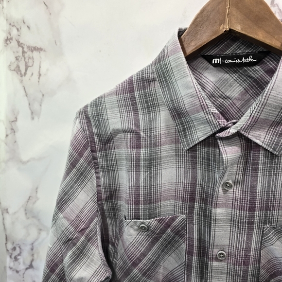 Travis Mathew Shirt Mens Medium Purple Gray Plaid Button Up Lightweight Long - Picture 2 of 14